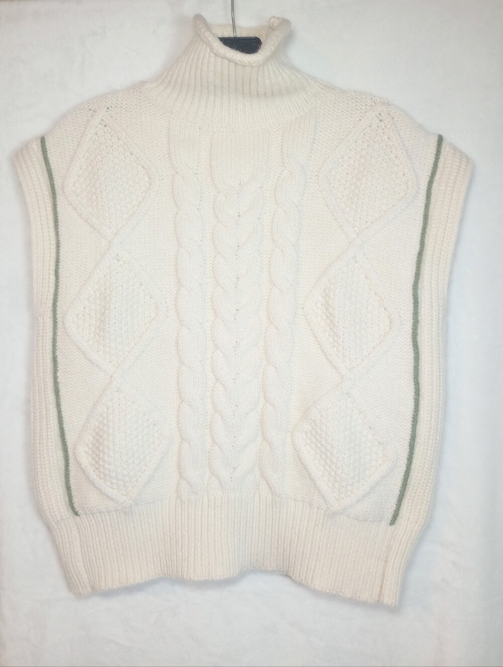 AVANTLOOK Ivory Cable Knit Mock Neck Cap Sleeve Preppy Sweater Heritage Vest VTG